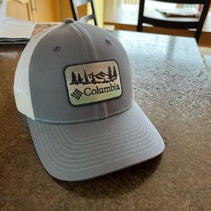 Women’s Columbia hat. O/S